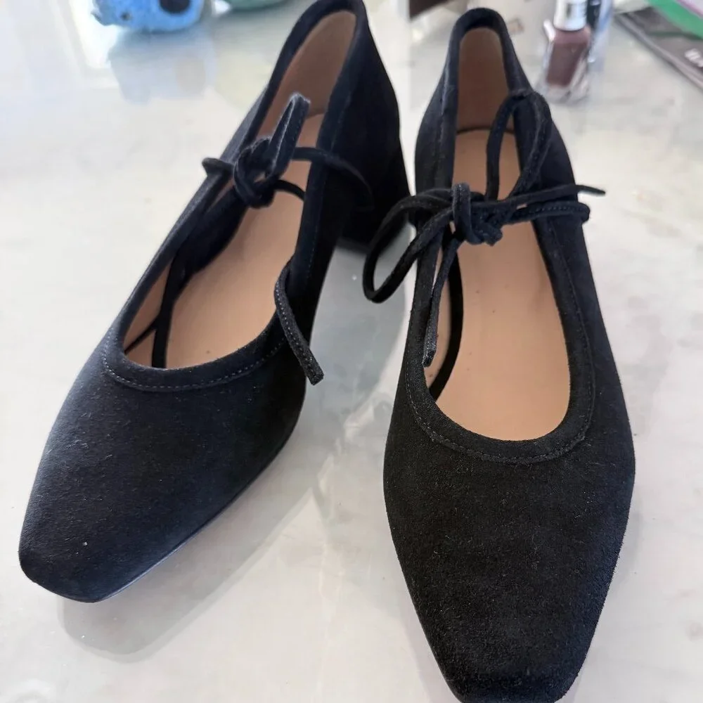 The Heeled Ballet - Picture 2 of 5